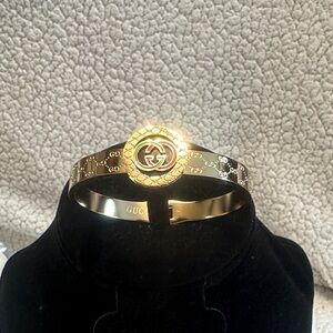 New Fashion Inspired Jewelry (GOLD BANGLE) 
#80